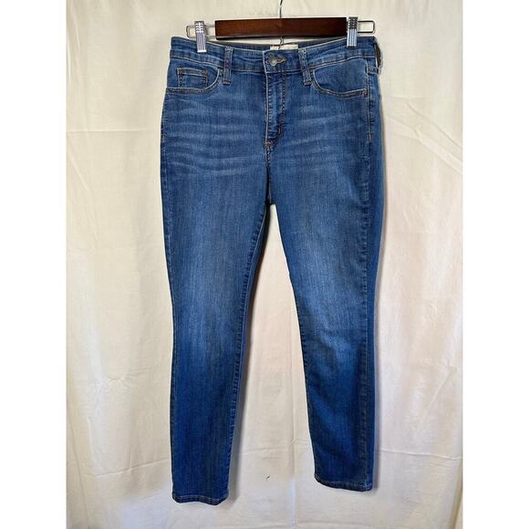 Universal Thread High-Rise Skinny Jeans - Size 4 - Picture 1 of 4